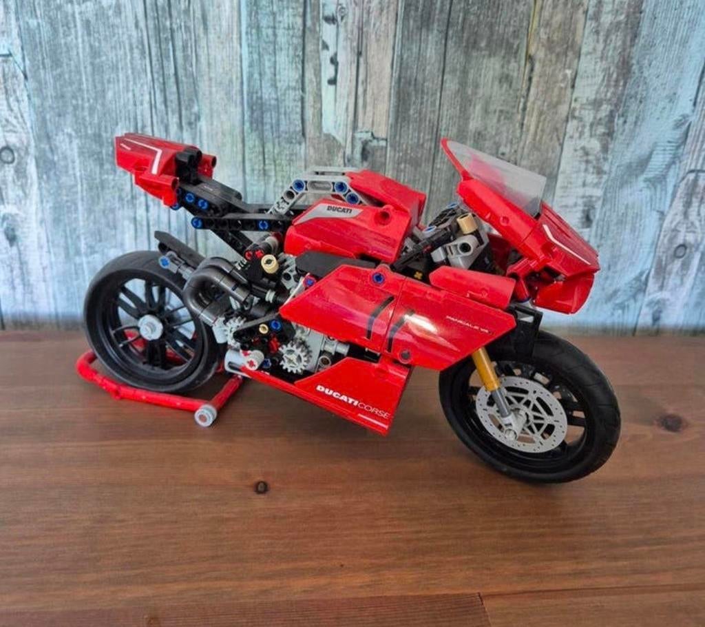 LEGO Technic 42107 Ducati Panigale V4 R ., Ophalen