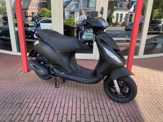 Piaggio zip 4takt 2020, Gebruikt, Maximaal 45 km/u, Zip, Ophalen of Verzenden
