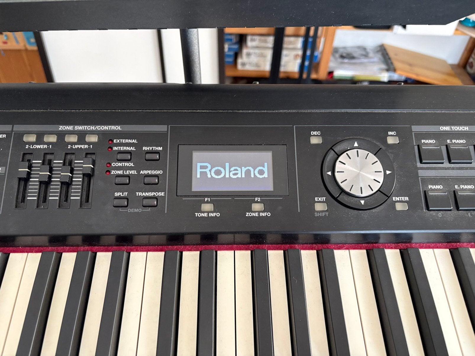Roland RD-700GX met Super Natural Piano Expansion, Ophalen, 88 toetsen, Roland, Zo goed als nieuw