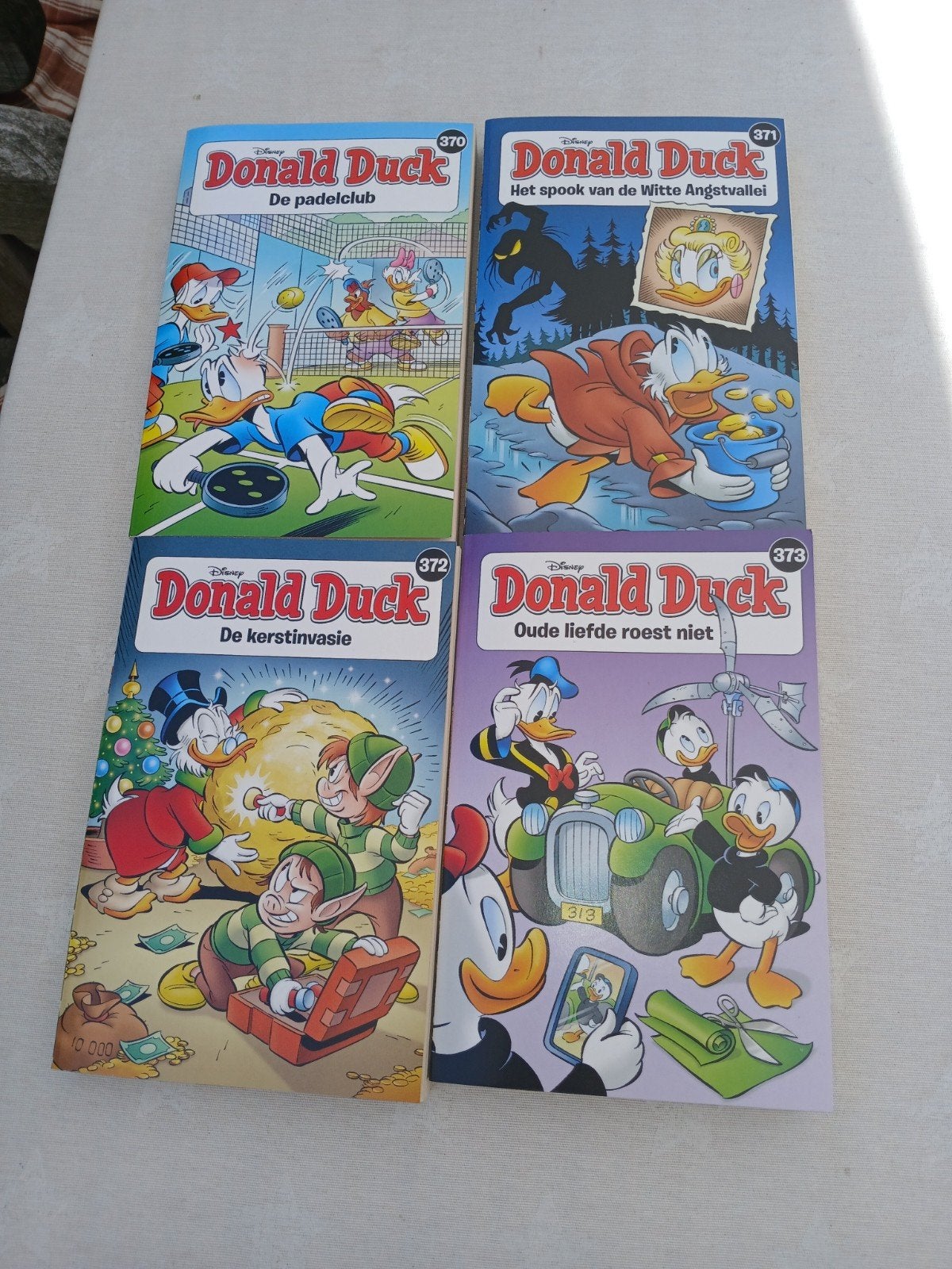 Donald duck pockets, Europa, Ophalen of Verzenden, Zo goed als nieuw, Meerdere comics