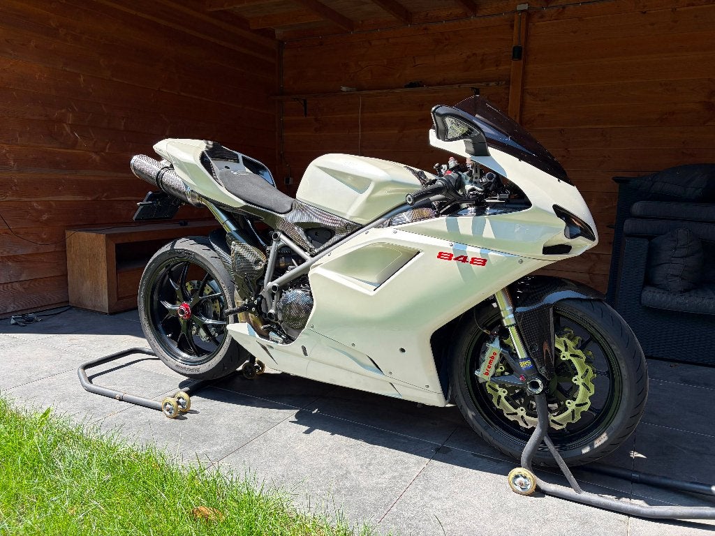 Ducati 848 bj. 2008 parelmoer wit, vol extra opties, Sportuitlaat, 2 cilinders, Occasion, 848 cc