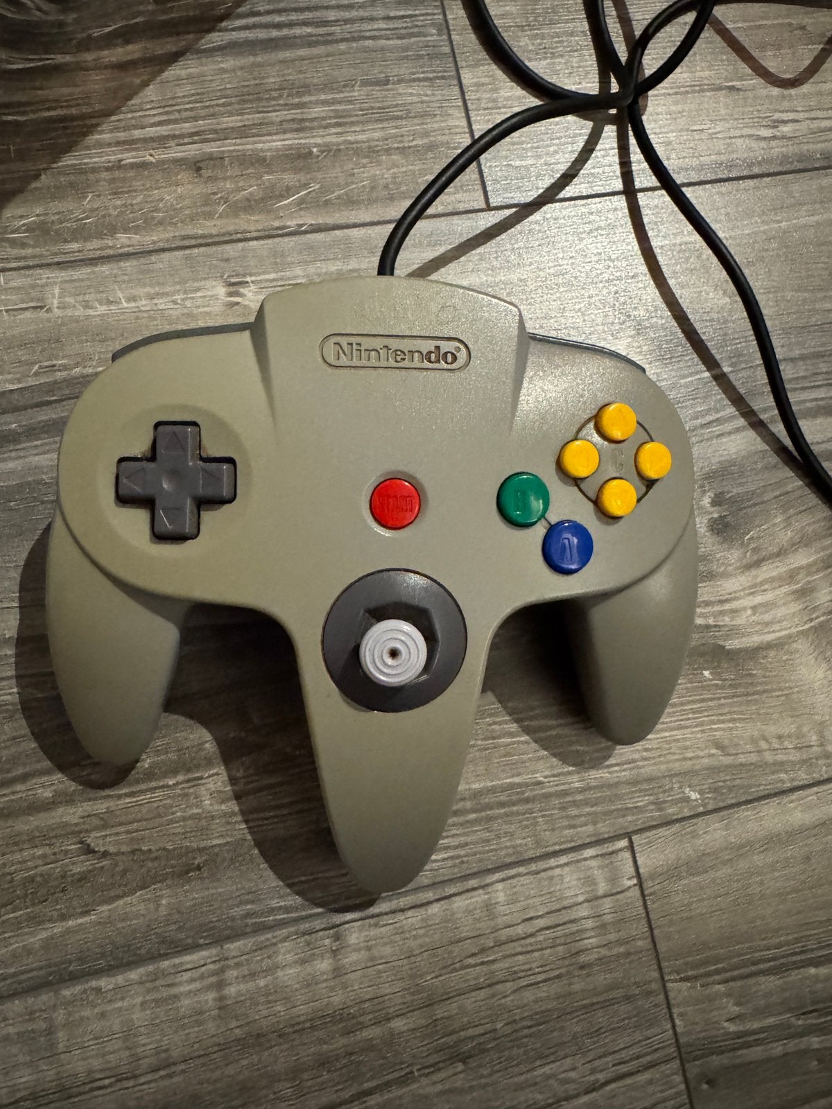 Nintendo64 controller met een lam pookje, Ophalen of Verzenden, Gebruikt, Nintendo 64, Overige controllers