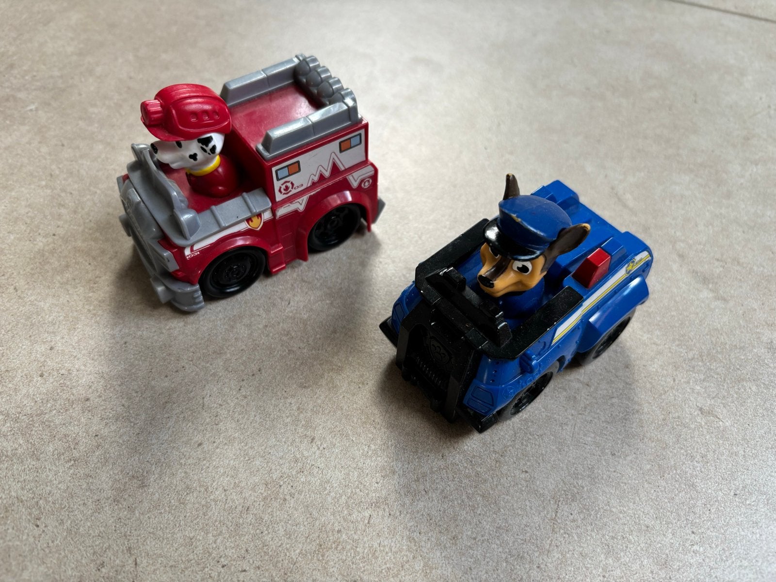 Paw Patrol speelgoedauto's: Marshall en Chase, Ophalen of Verzenden, Gebruikt
