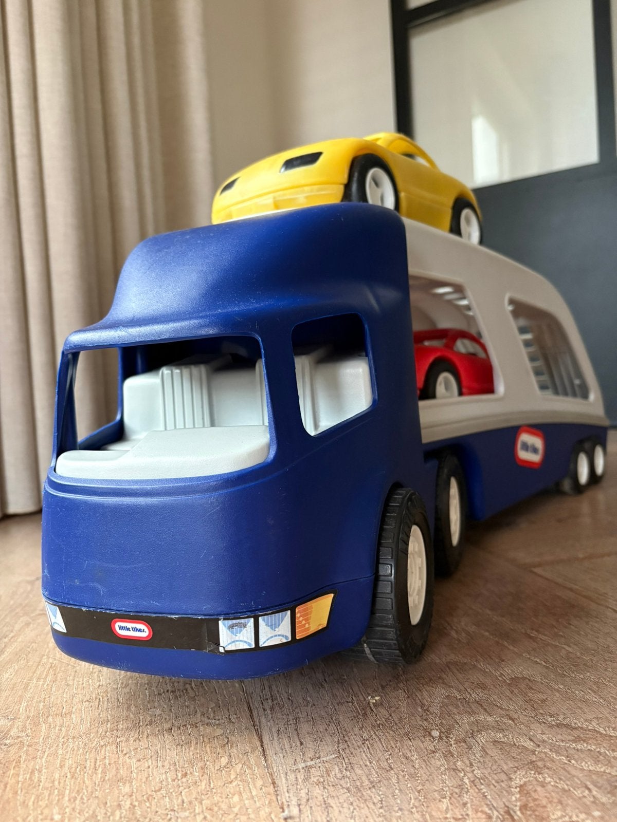 Little tikes grote auto transporter, Ophalen, Zo goed als nieuw