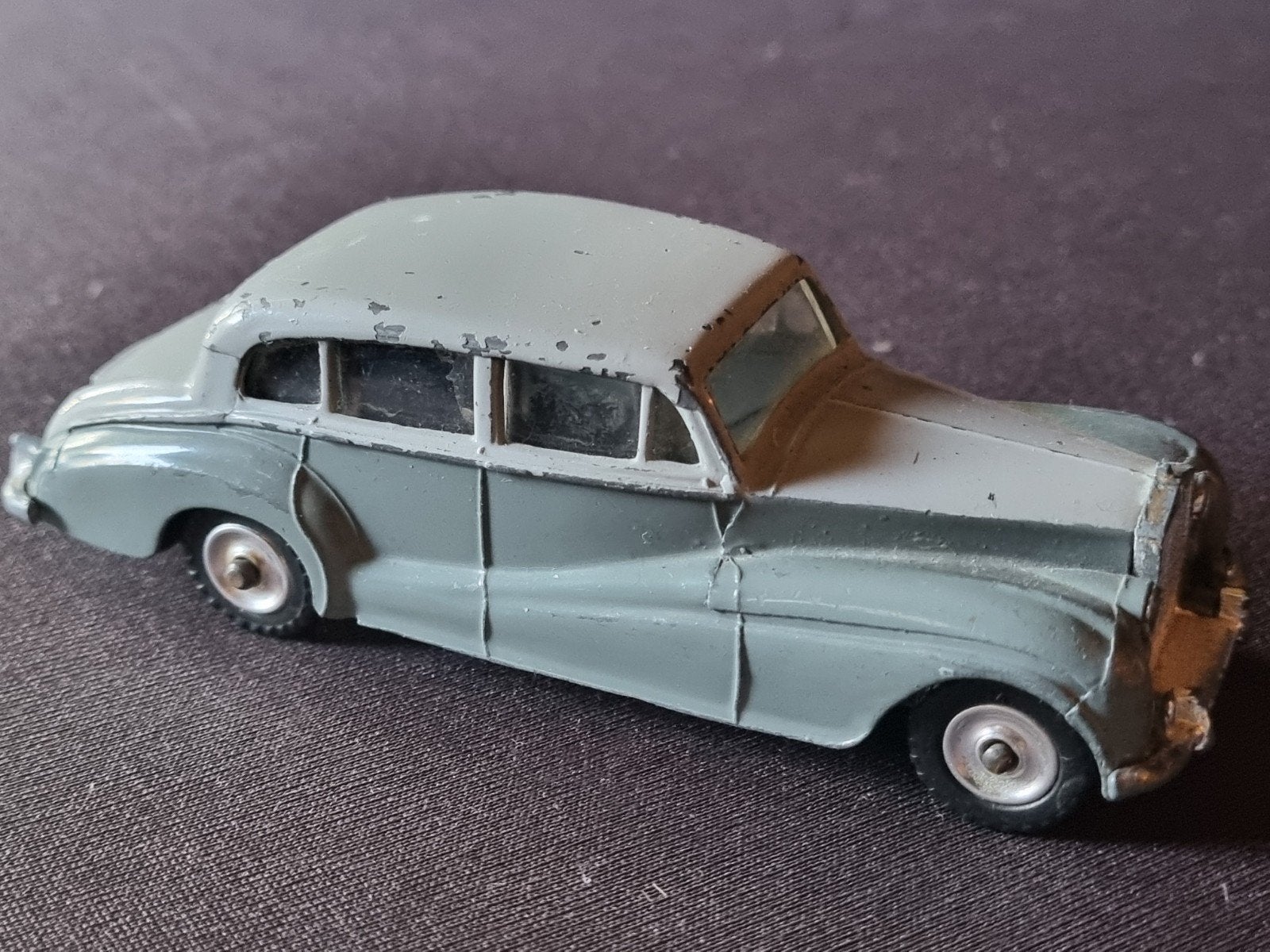 Dinky Toys Rolls-Royce Silver Wraith - Made in England, Ophalen of Verzenden, Gebruikt
