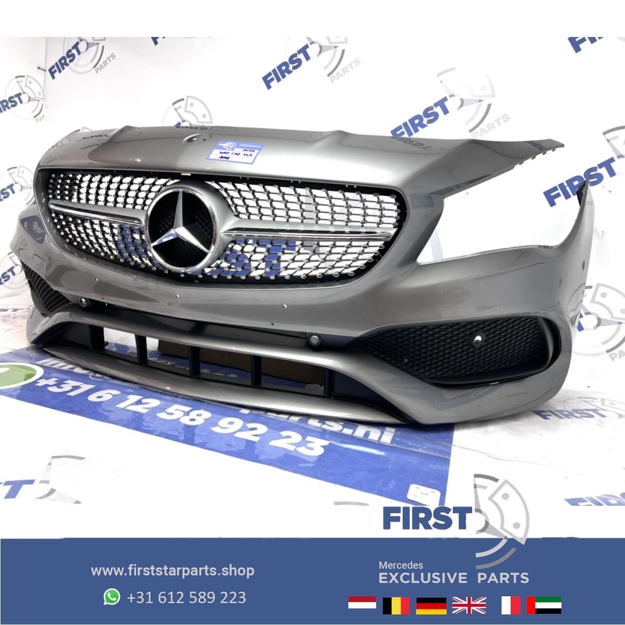W117 CLA Facelift AMG Voorbumper GRIJS compleet diamand gril, Gebruikt, -, Voor, Ophalen of Verzenden