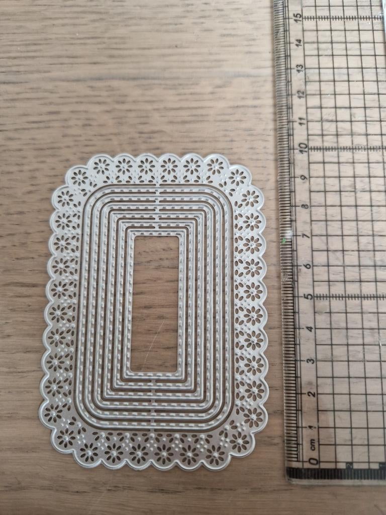 Snijmal rechthoekig met decoratieve bloemrand, Ophalen of Verzenden, Nieuw