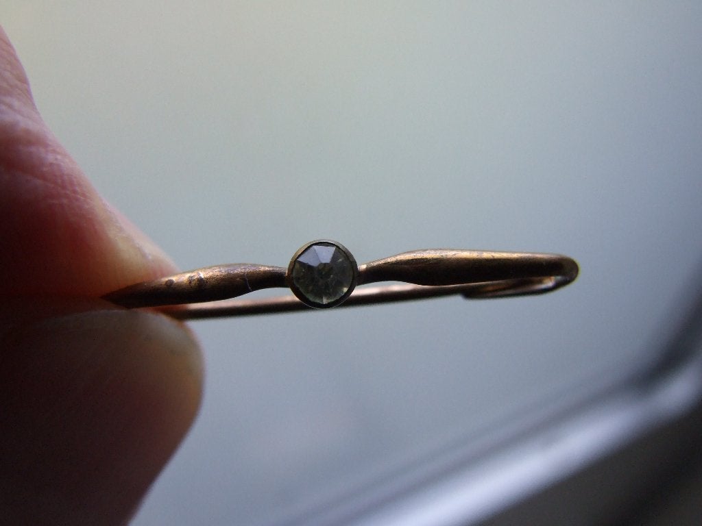 Broche Antiek koper strass, Overige materialen, Gebruikt, Minder dan 4 cm, Ophalen of Verzenden
