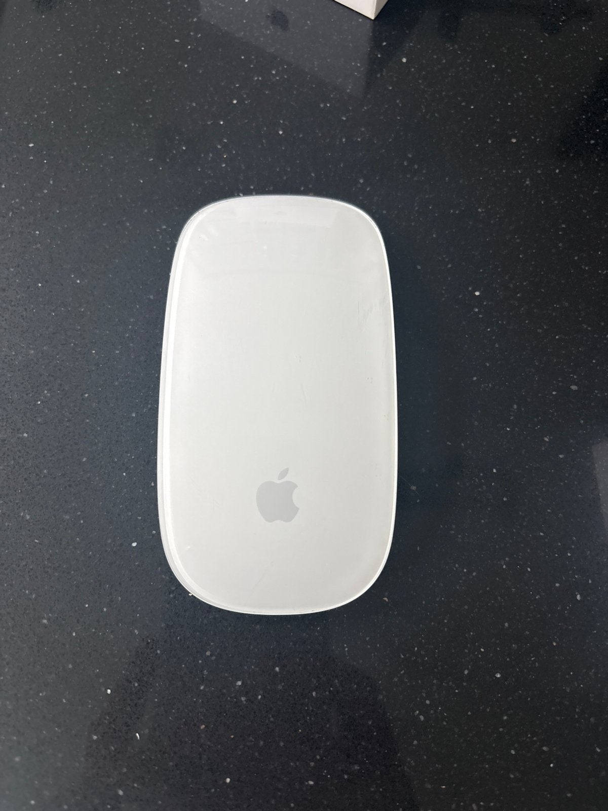 Apple Magic Mouse 2 - Draadloze Oplaadbare Muis, Computers en Software, Ophalen of Verzenden, Zo goed als nieuw, Draadloos, Muis