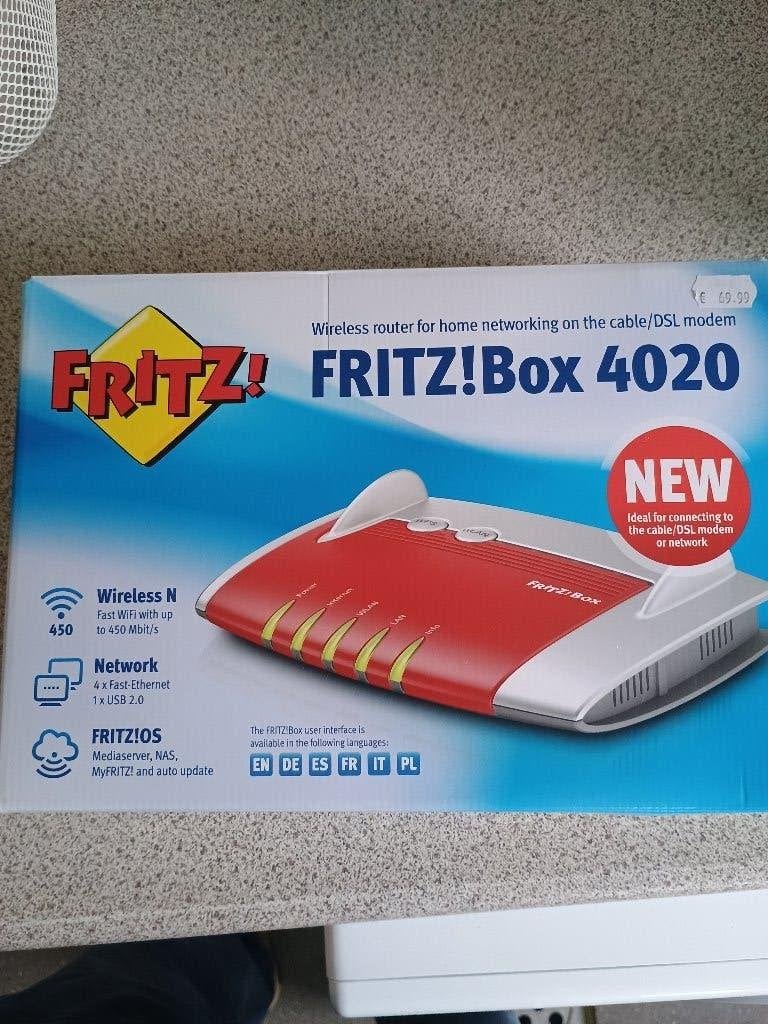 Fritzbox Router, Computers en Software, Ophalen of Verzenden, Zo goed als nieuw, Router, Fritz!Box