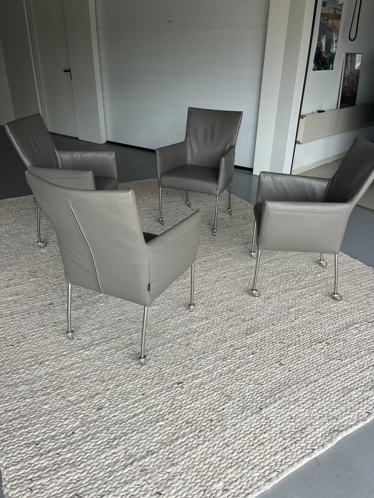 Leren eetkamerstoelen, Huis en Inrichting, Ophalen, Leer, Zo goed als nieuw, Vier
