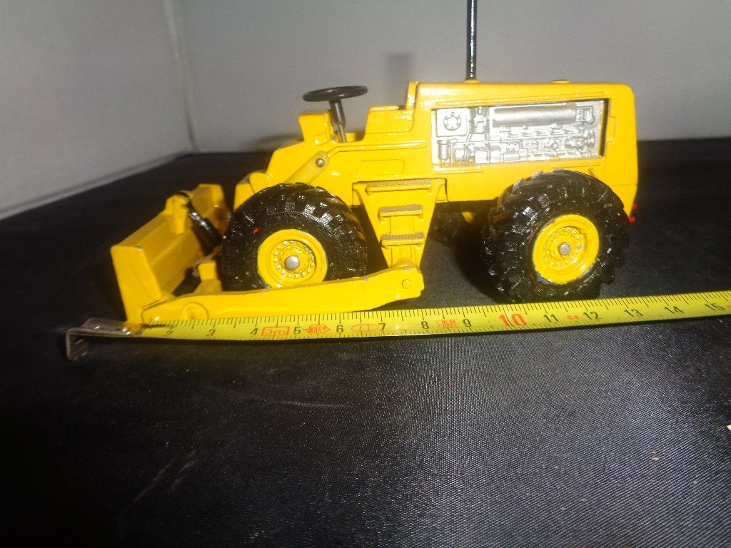 Dinky mecano laoder  michigan,, Hobby en Vrije tijd, Modelauto's | 1:43, Ophalen of Verzenden, Zo goed als nieuw, Tractor of Landbouw