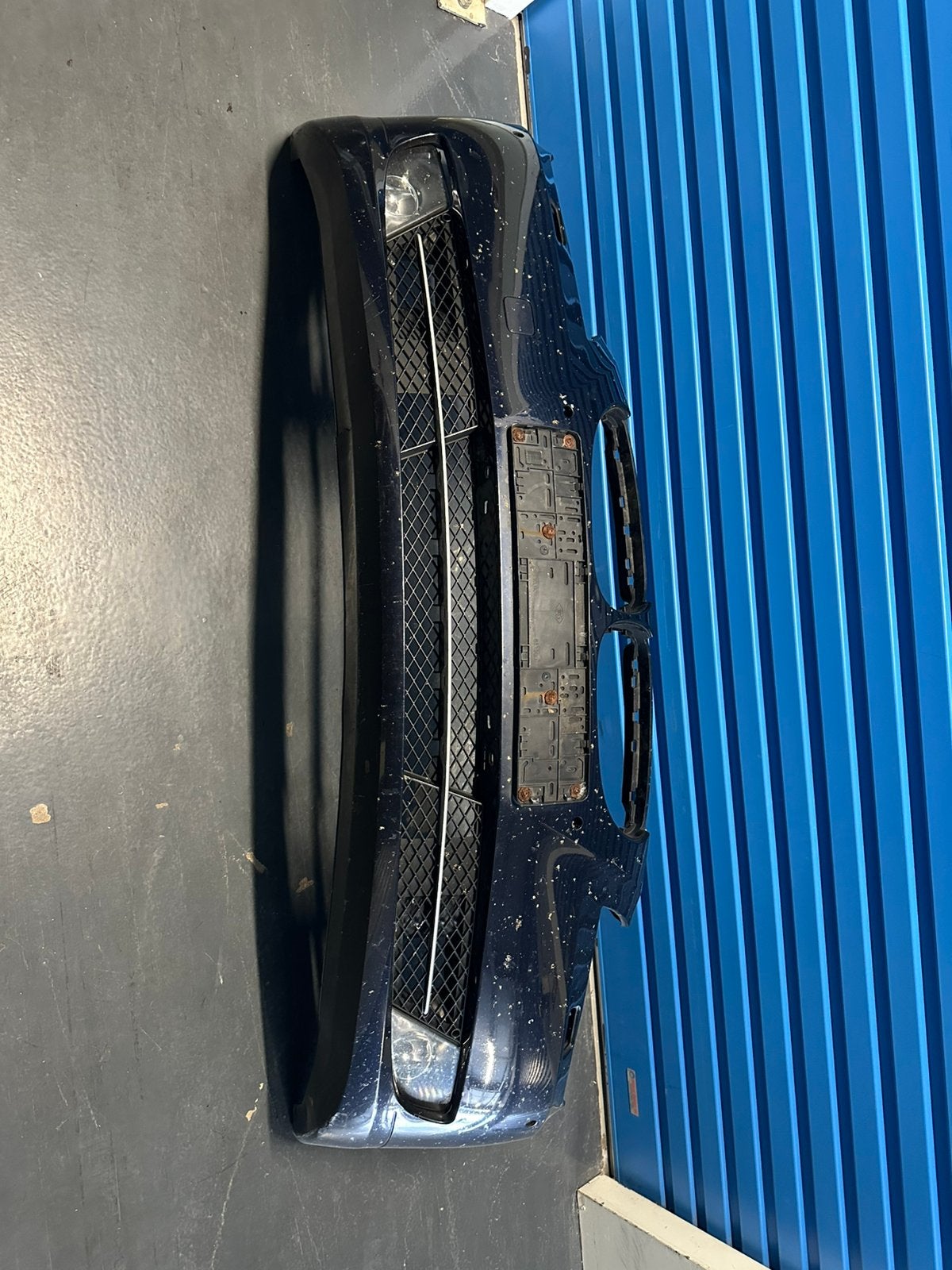 BMW E60 Voorbumper Monacoblau, Auto-onderdelen, Ophalen, Gebruikt, BMW