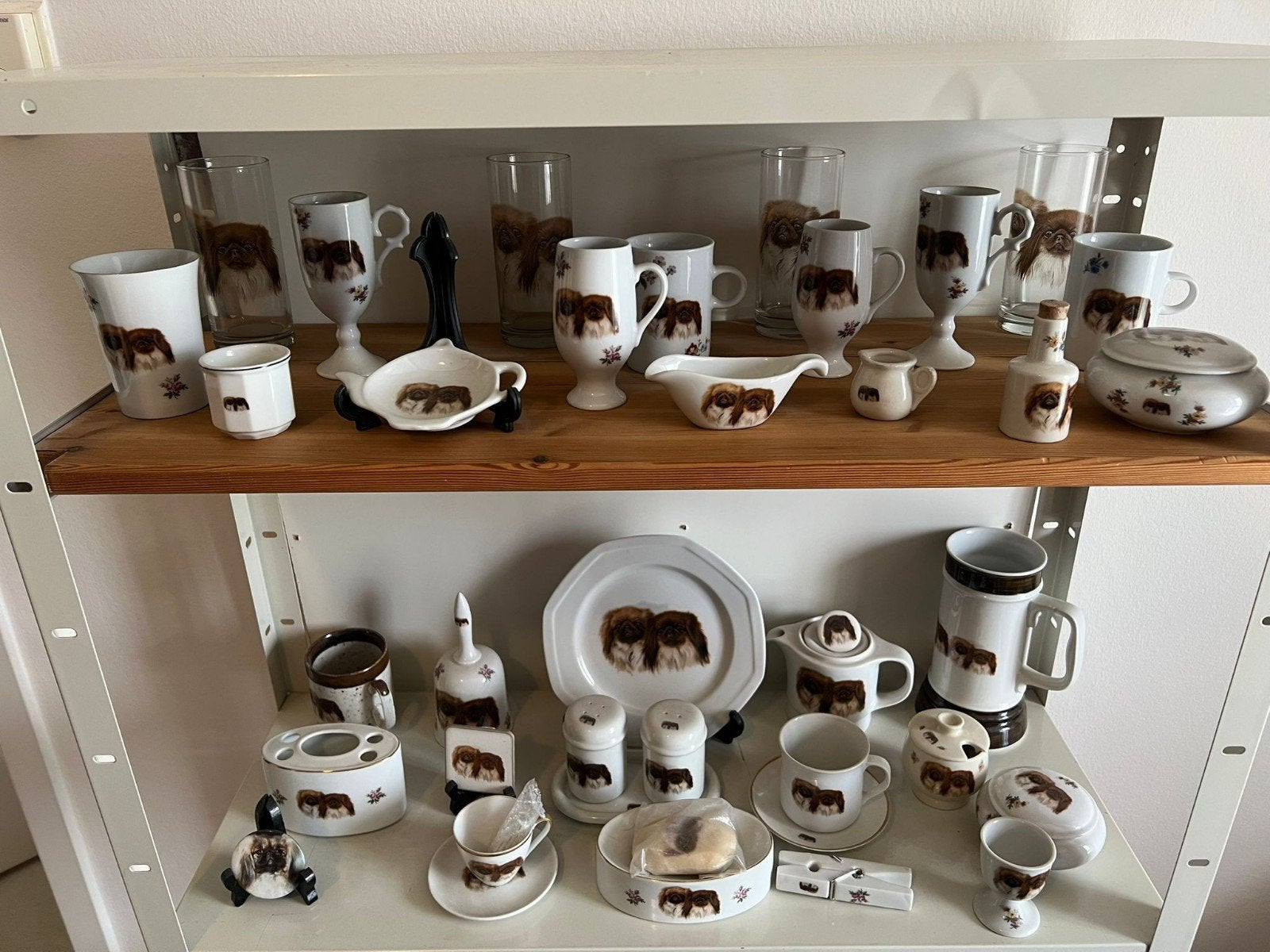 Pekinees servies van Mulder Holland, Ophalen