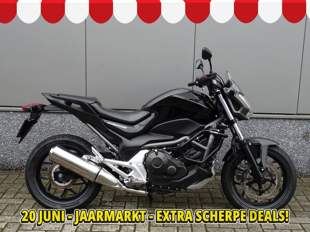 Honda NC 700 S C-ABS 35KW (bj 2013), Motoren, Motoren | Honda, 700 cc, Bedrijf, Naked bike