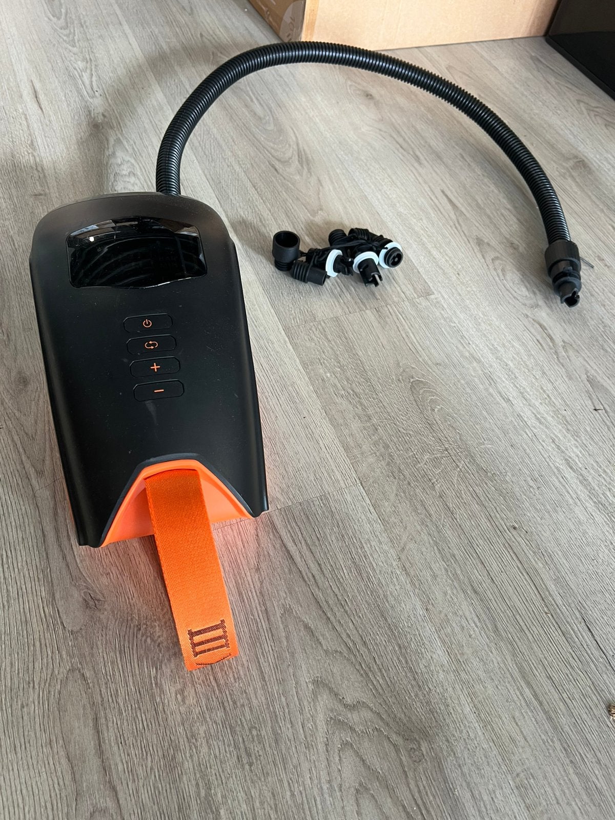 Outdoor Master Shark 3 elektrische sup pomp met accu, Ophalen of Verzenden, Zo goed als nieuw, Care@outdoormaster.com, 600 w Terrace Dr, Suite A, San Dimas, 91773, Verenigde staten
