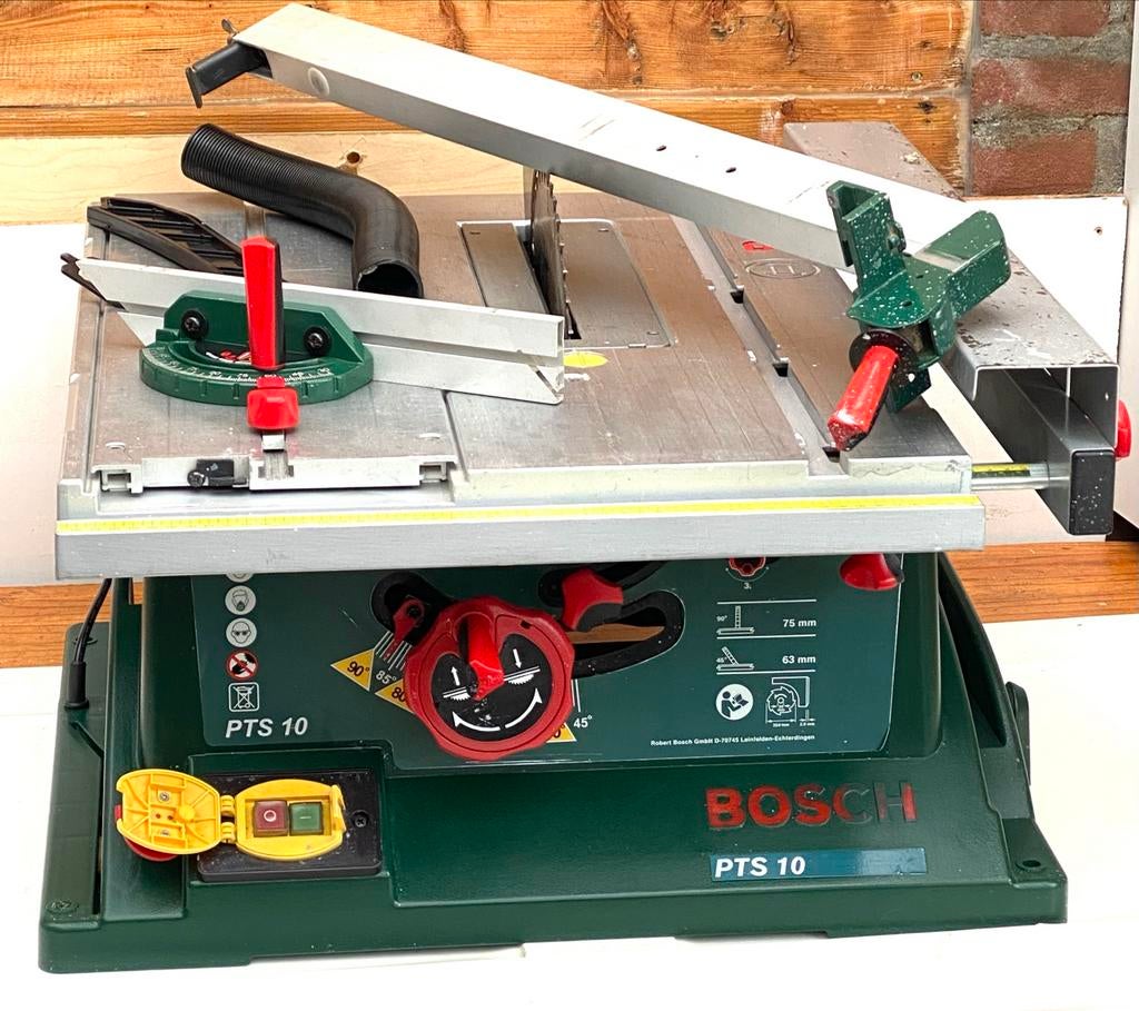 Bosch PTS 10 Zaagtafel Zaagmachine - Krachtig en Nauwkeurig, Ophalen, Cirkelzaag, 70 mm of meer, Zo goed als nieuw