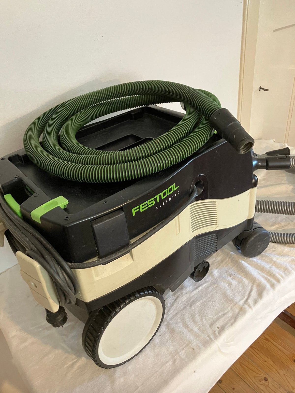 Festool stofafzuiger CT 22 E, Doe-het-zelf en Verbouw, Ophalen, Gebruikt, Overige typen