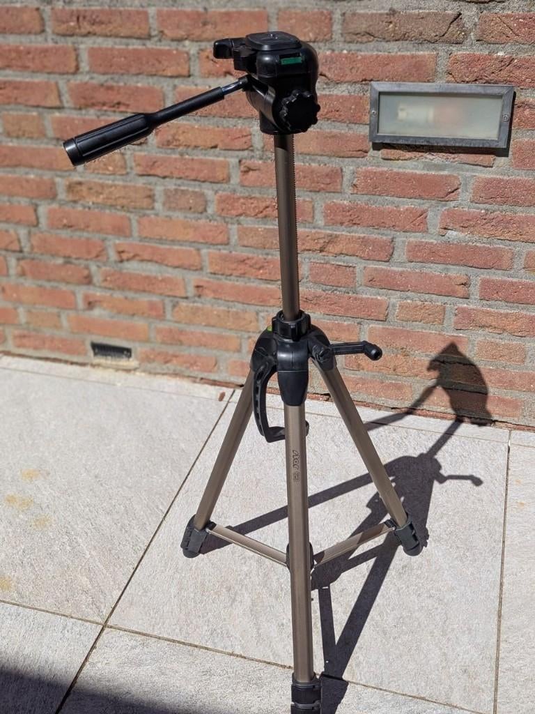Statief HAMA Star 63, Zo goed als nieuw, 150 tot 175 cm, Met balhoofd, Ophalen of Verzenden