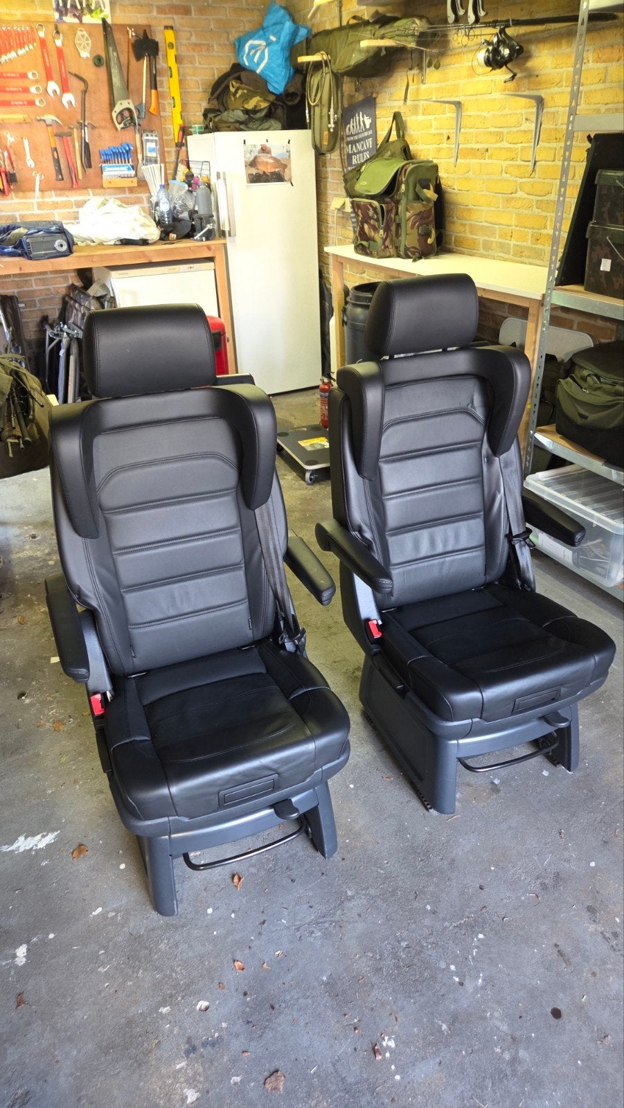 Originele VW Multivan/Caravelle T5 T6 draaistoelen, Ophalen, Nieuw, Volkswagen