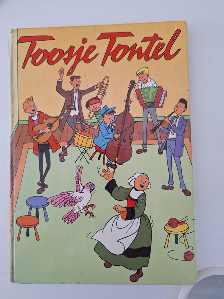 Toosje Tontel Stripboek - Klassieke Avonturen, Boeken, Stripboeken, Eén stripboek, Ophalen of Verzenden, Gelezen, Onbekend