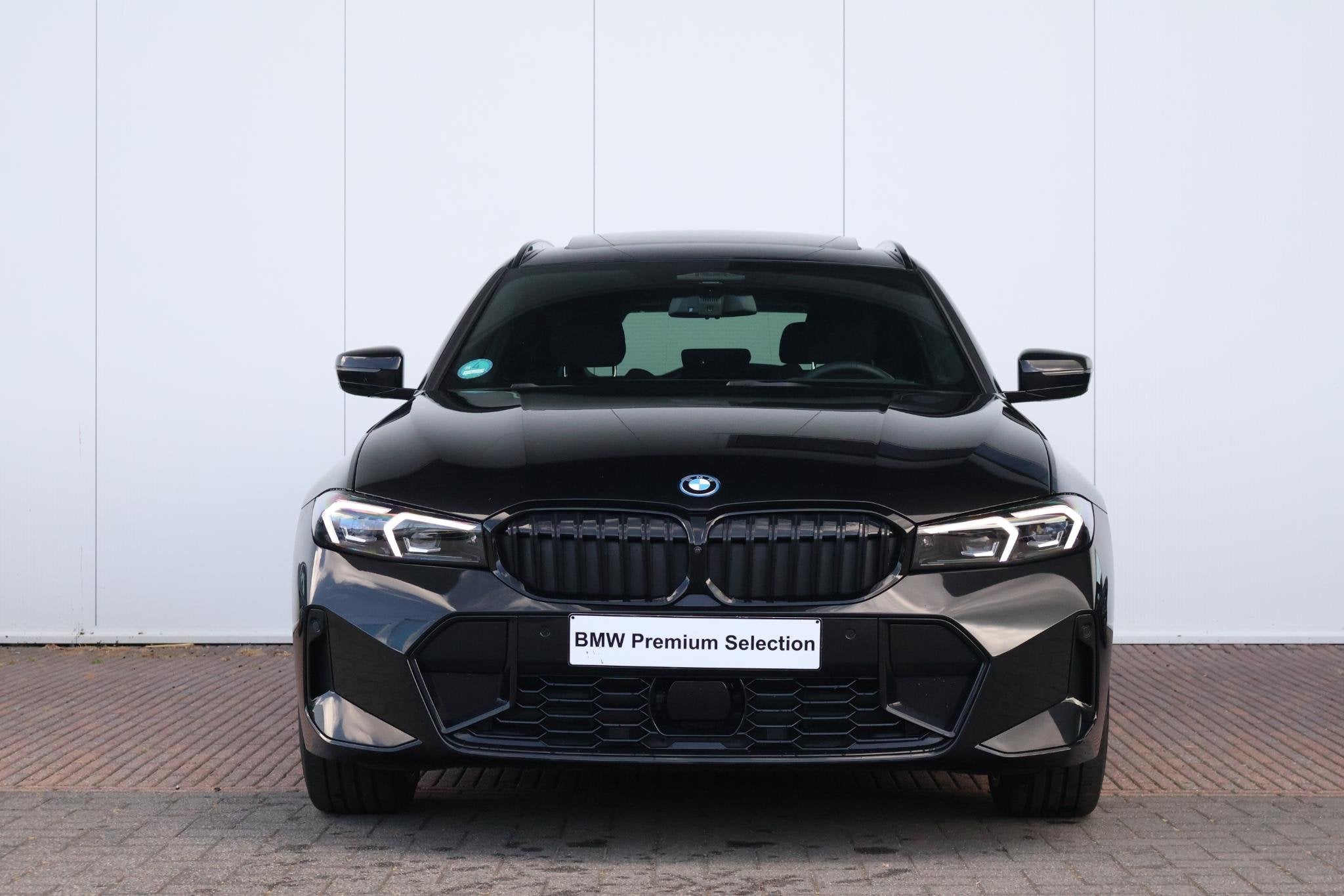 BMW 3-serie Touring 330e xDrive | SoH 100% | Sport Pakket Pr, Auto's, Automaat, 1998 cc, Stof, Gebruikt