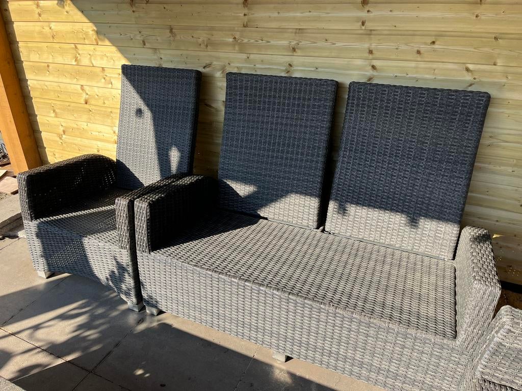 Gartis ophalen: Loungeset 5 persoons - Gebruikt, Tuin en Terras, Tuinsets en Loungesets, 4 zitplaatsen, Gebruikt, Rotan, Ophalen of Verzenden