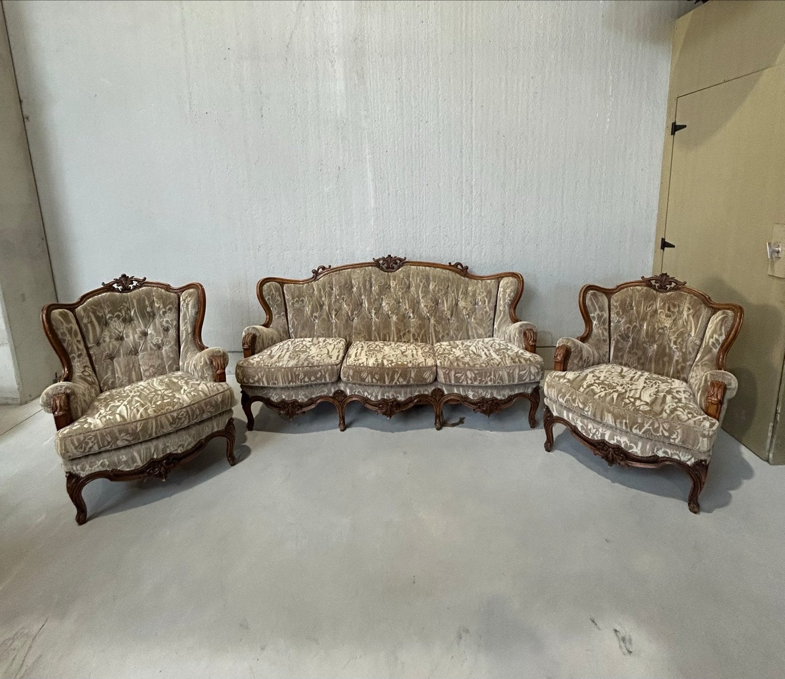 Antieke zitmeubelset: 3-zitsbank en 2 fauteuils, Ophalen