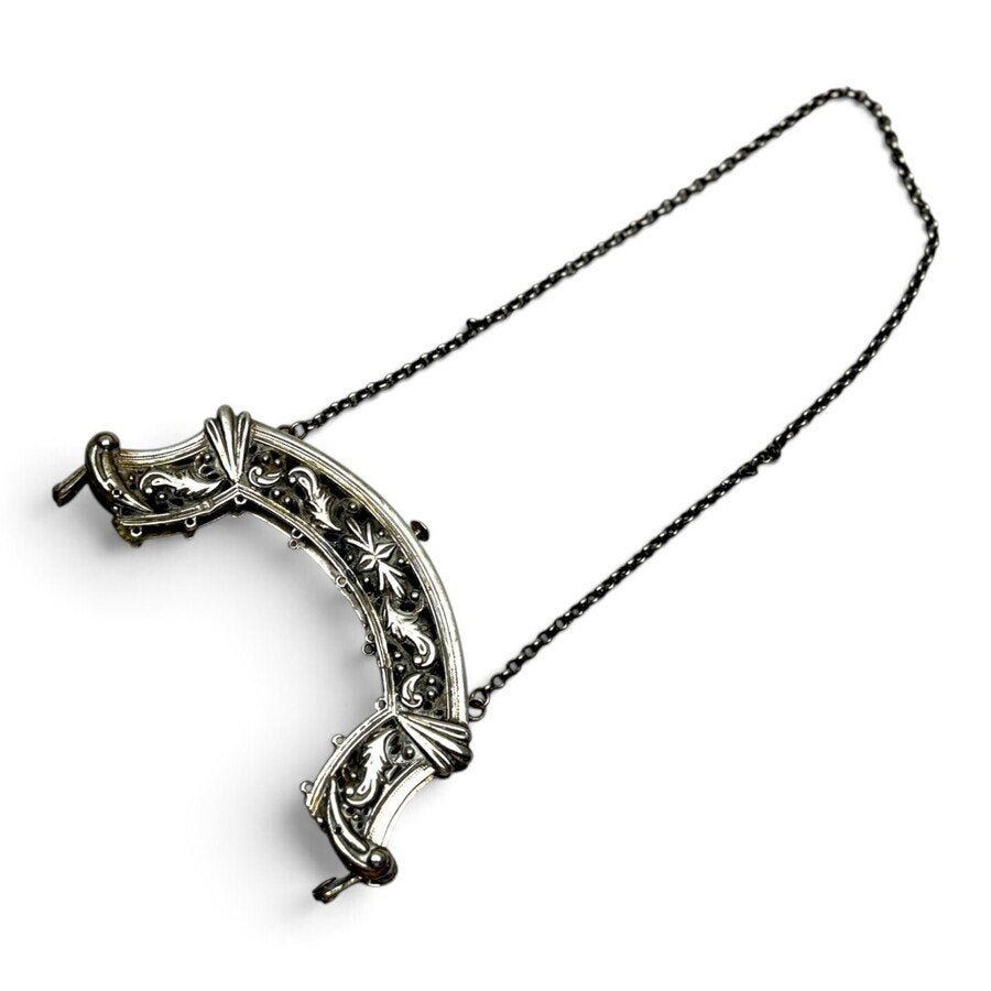 Opengewerkte zilver beursbeugel Cammans Leeuwarden 1860-1882