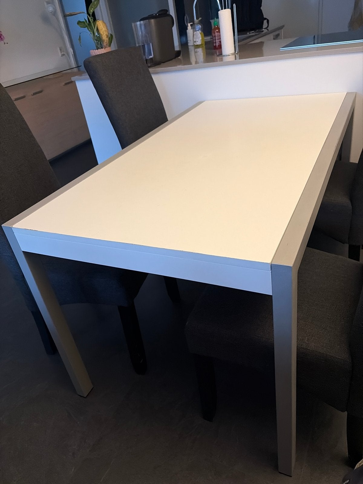 Eettafel wit met grijs onderstel, Huis en Inrichting, Tafels | Eettafels, Ophalen, Gebruikt, 100 tot 150 cm, 50 tot 100 cm