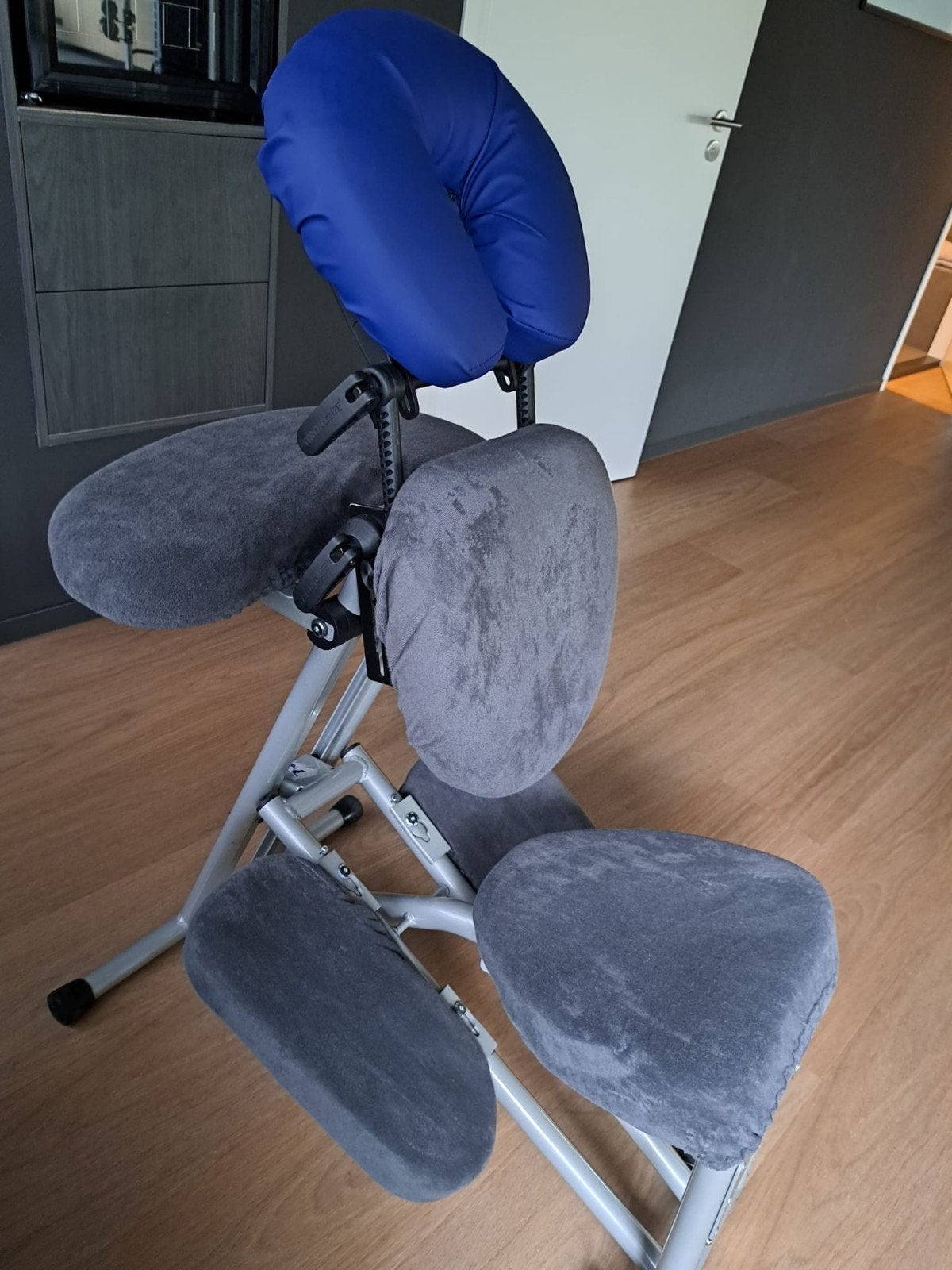 Stronglite professionele massagestoel, Sport en Fitness, Massageproducten, Ophalen, Gebruikt, Massagestoel of Kussen