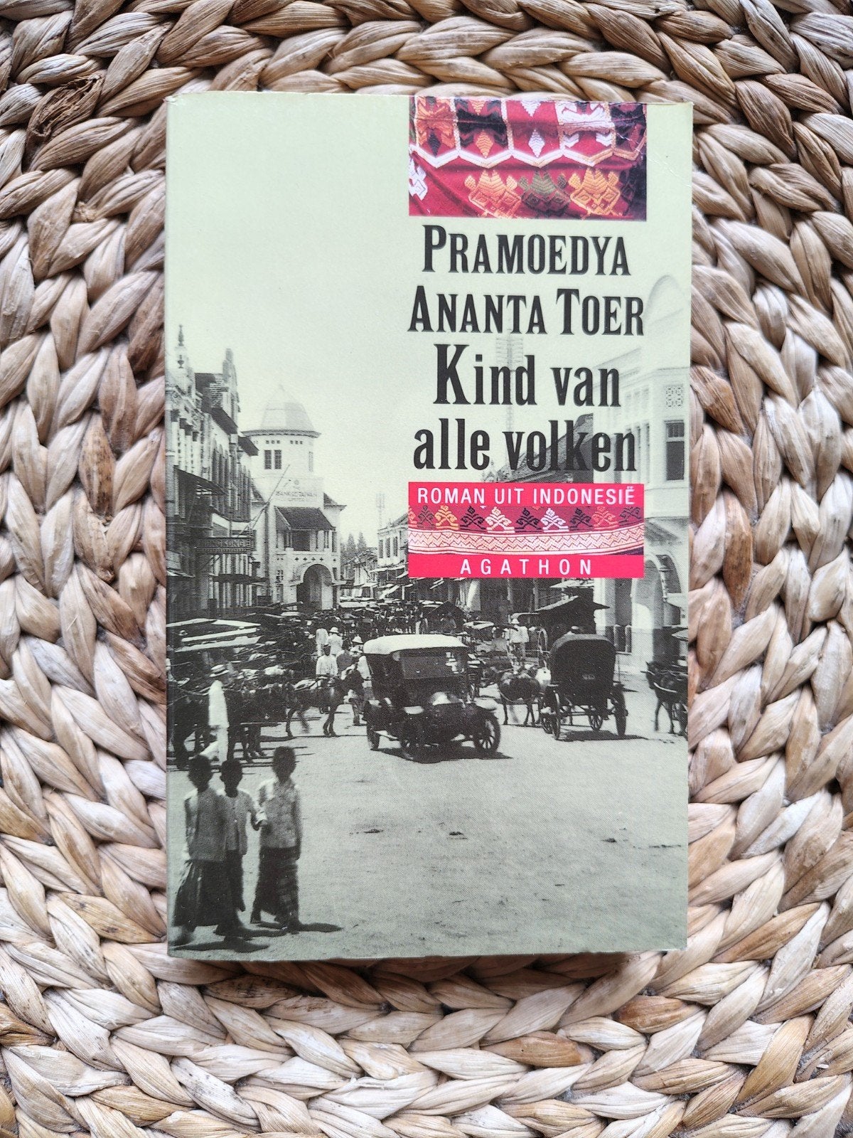 Pramoedya Ananta Toer - Kind van alle volken, Ophalen of Verzenden, Zo goed als nieuw
