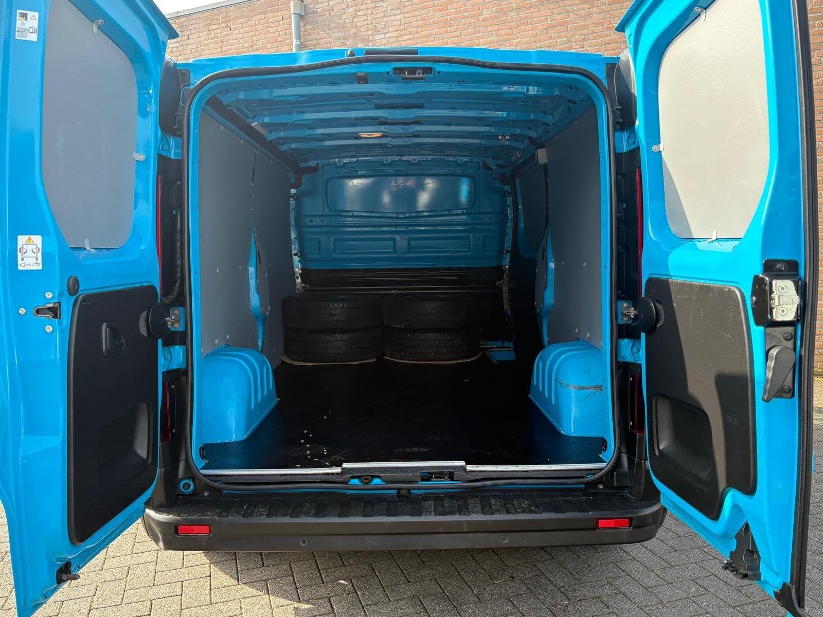 Renault Trafic 2.0dCi 150PK Lang / Automaat / Cruisecontrol, Auto's, Stof, Gebruikt, 4 cilinders, 1924 kg
