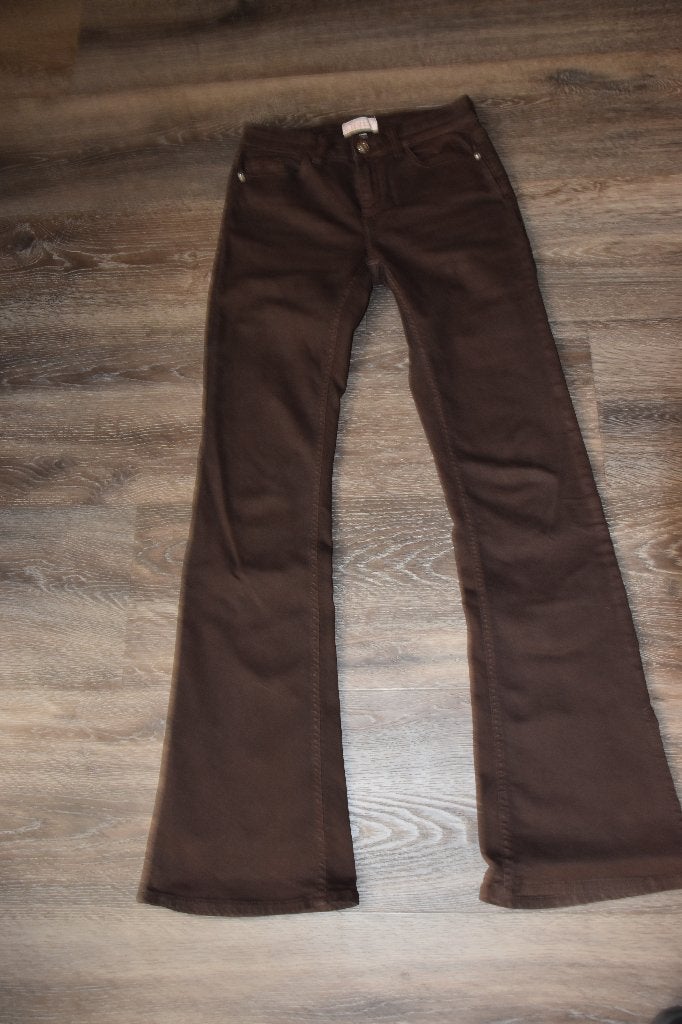 Donkerbruine flared jeans van Only, Ophalen of Verzenden, Zo goed als nieuw, W27 (confectie 34) of kleiner, Overige kleuren