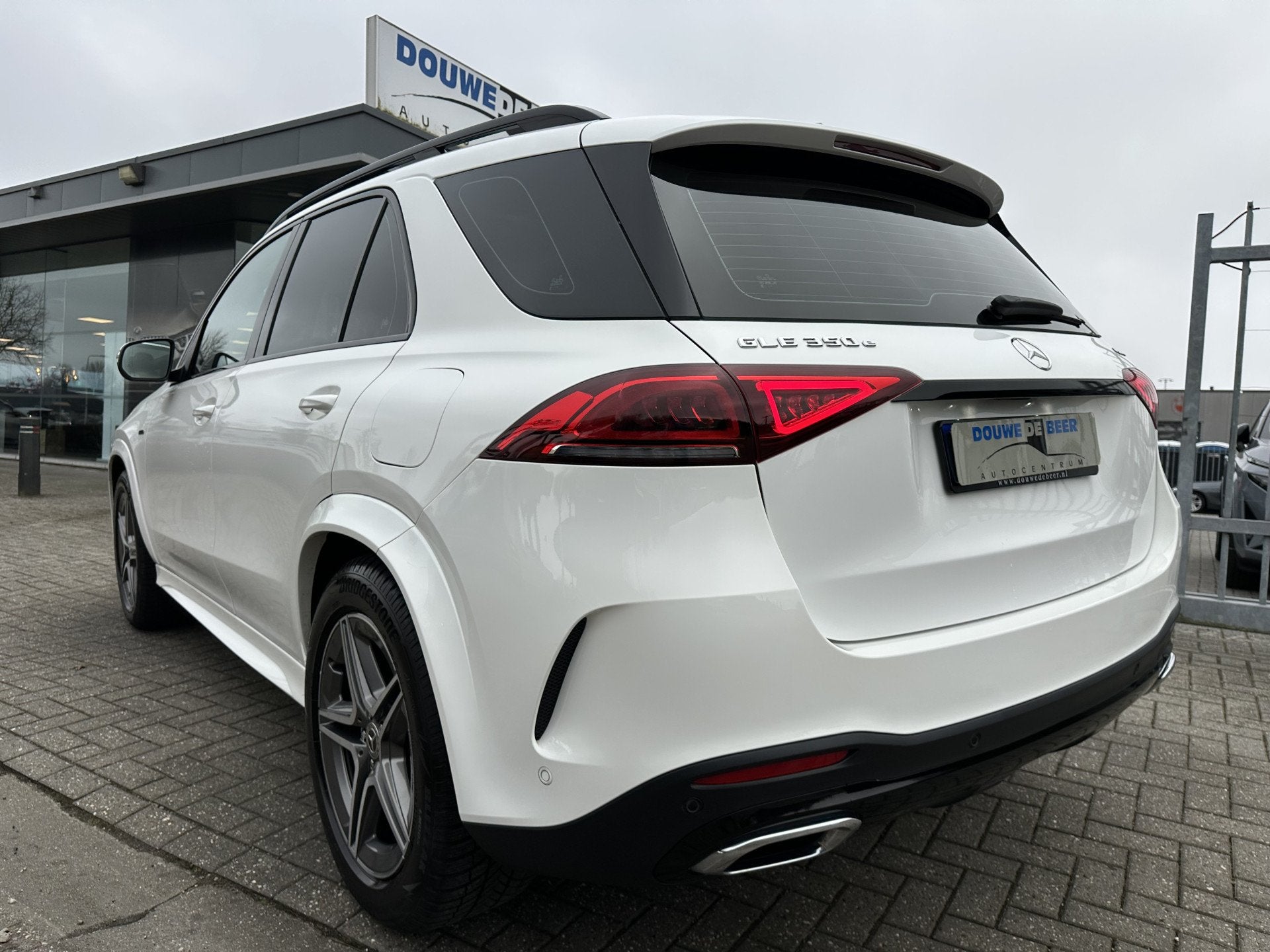 Mercedes-Benz GLE 350e 4MATIC AMG Line AMG|Panodak|Led.Adapt, Auto's, Automaat, 12 maanden, Gebruikt, 4 cilinders