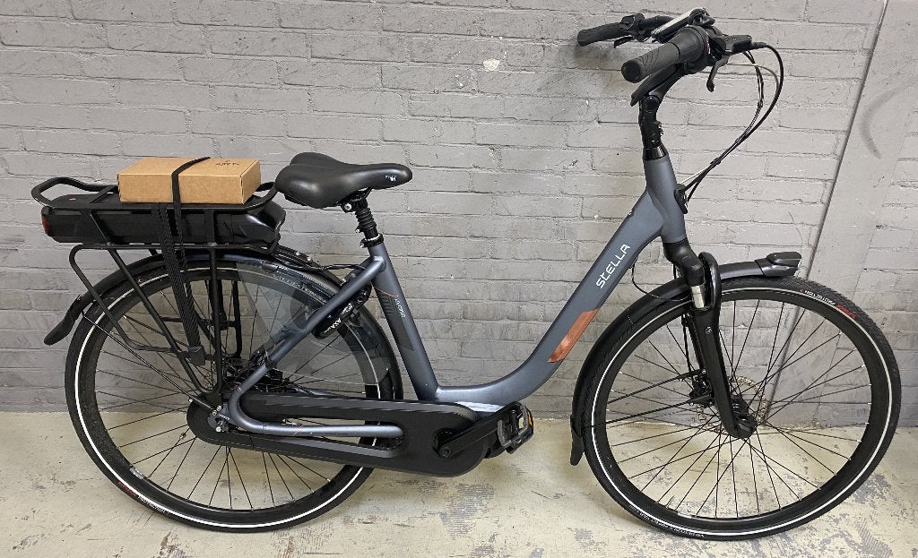Elektrische fiets, Fietsen en Brommers, Fietsen | Dames | Damesfietsen, 47 tot 50 cm, Zo goed als nieuw, Schijfrem, Ophalen