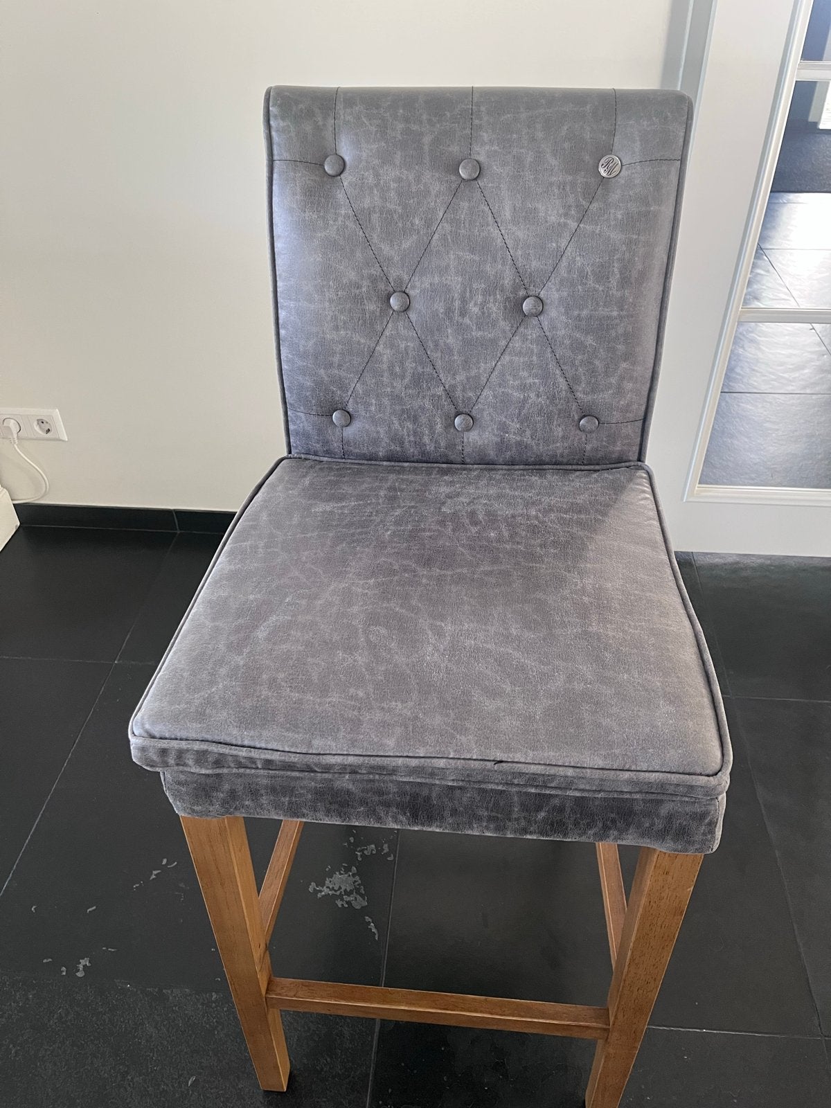 4 Stijlvolle barkrukken  van Riviera Maison - Grijs, Ophalen, Zo goed als nieuw, Hout, 90 cm of meer