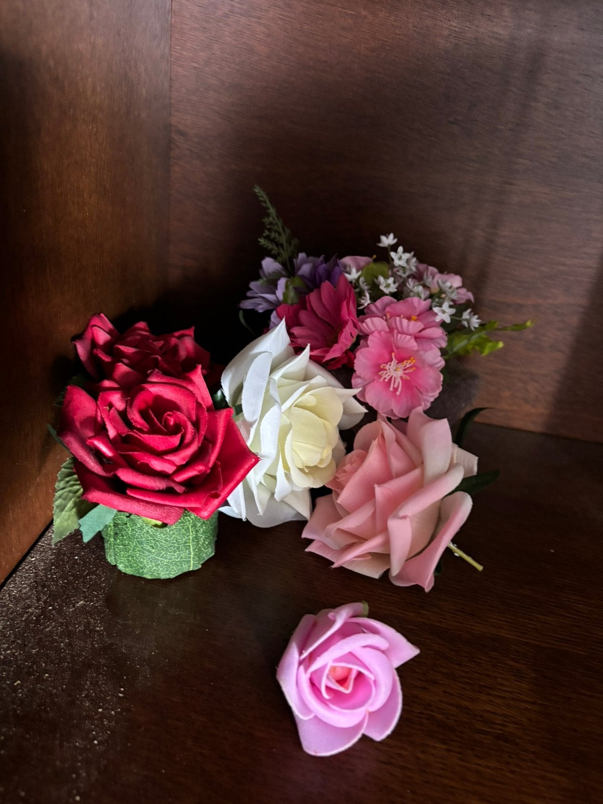 Hele set nep bloemen rozen, Ophalen of Verzenden, Zo goed als nieuw