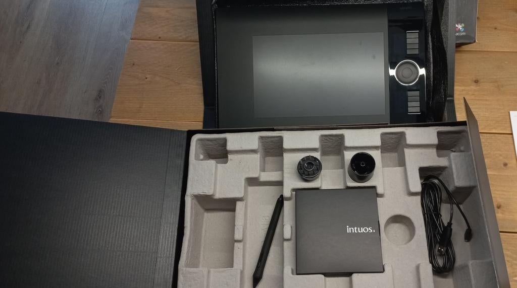 Wacom teken tablet, Computers en Software, Tekentablets, Nieuw, Ophalen of Verzenden