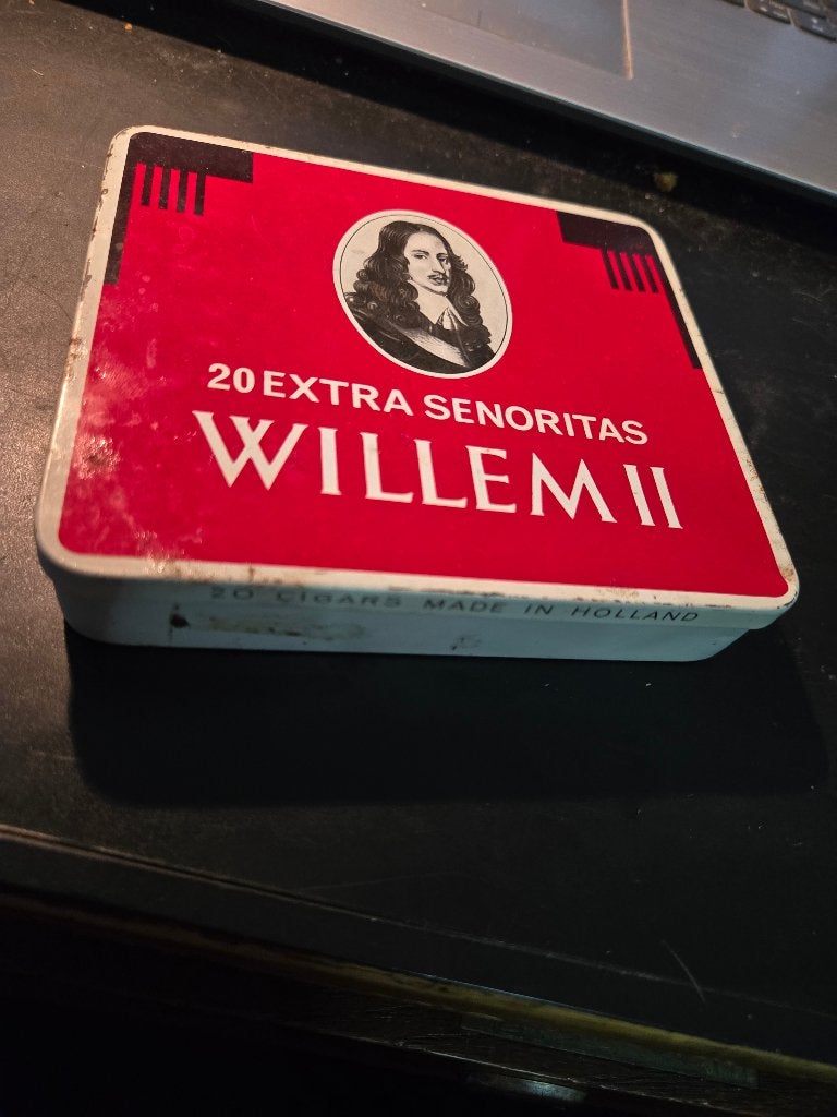 Vintage Willem II sigarenblikje voor 20 "Extra Senoritas", Ophalen, Gebruikt, Tabaksdoos of Verpakking
