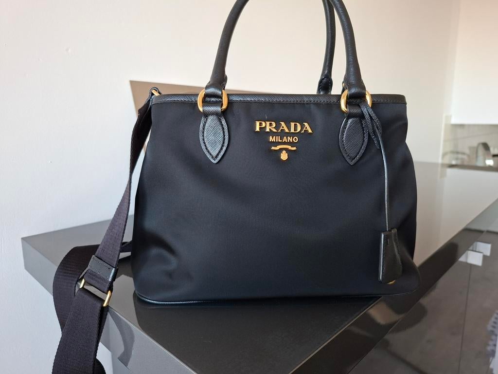 Prada tas orgineel leer met nylon prachtig moeder dag kado !, Ophalen of Verzenden, Zo goed als nieuw, Zwart, Handtas