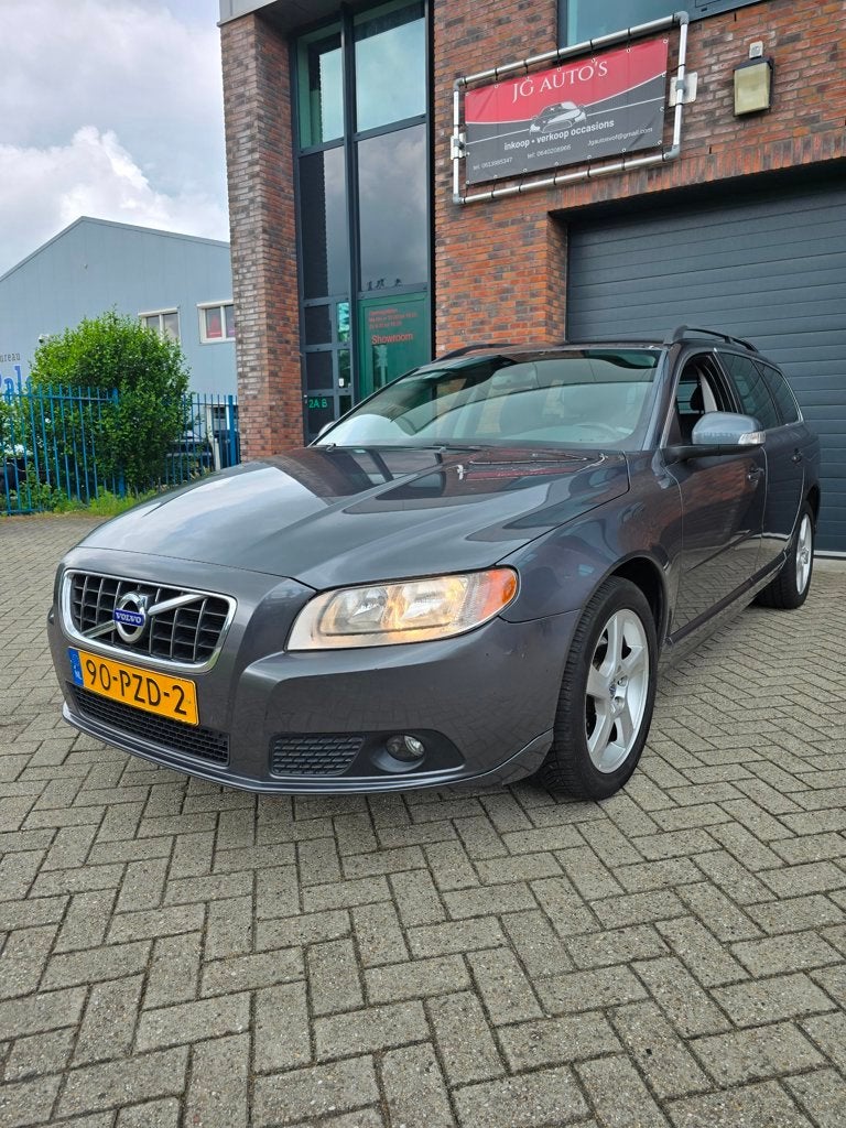 Volvo V70 1.6 T4 Momentum T4 automaat leder 180pk, Auto's, 1525 kg, Gebruikt, 4 cilinders, 1600 kg