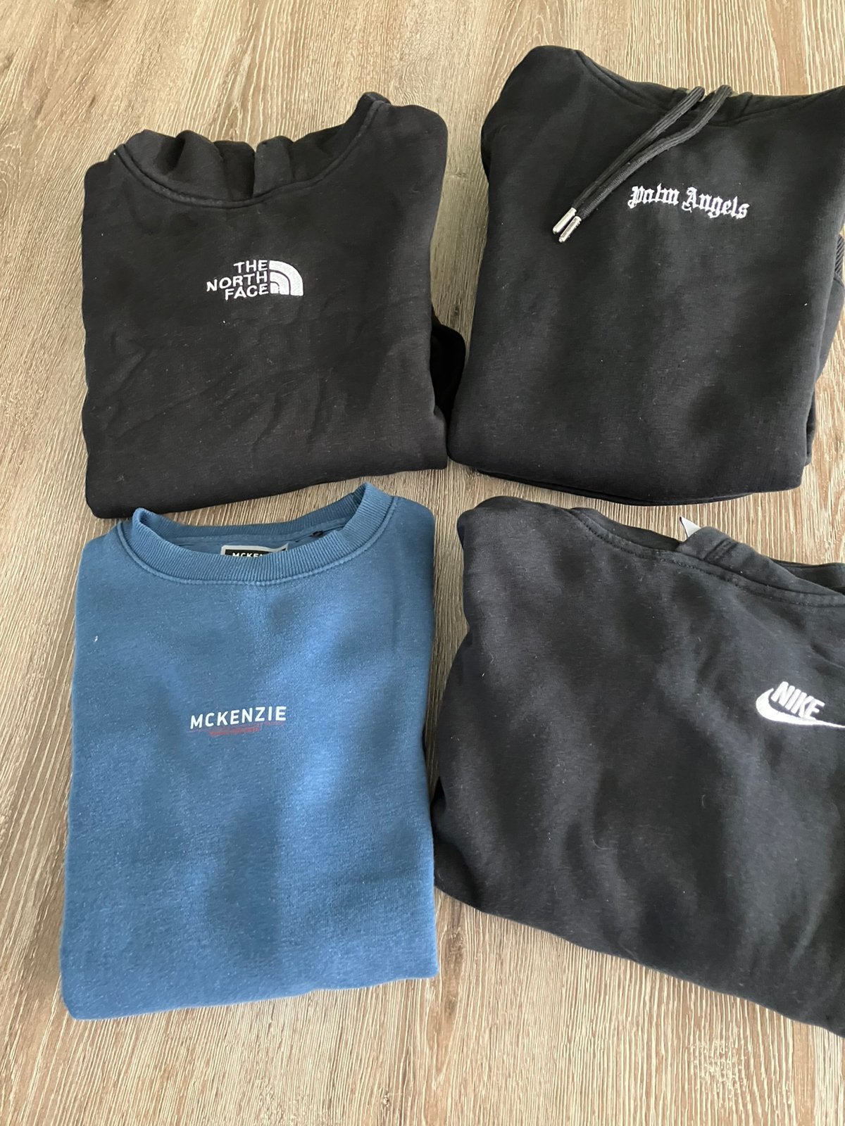 4x trui waarvan 3x hoody, Kinderen en Baby's, Ophalen, Gebruikt, Overige maten