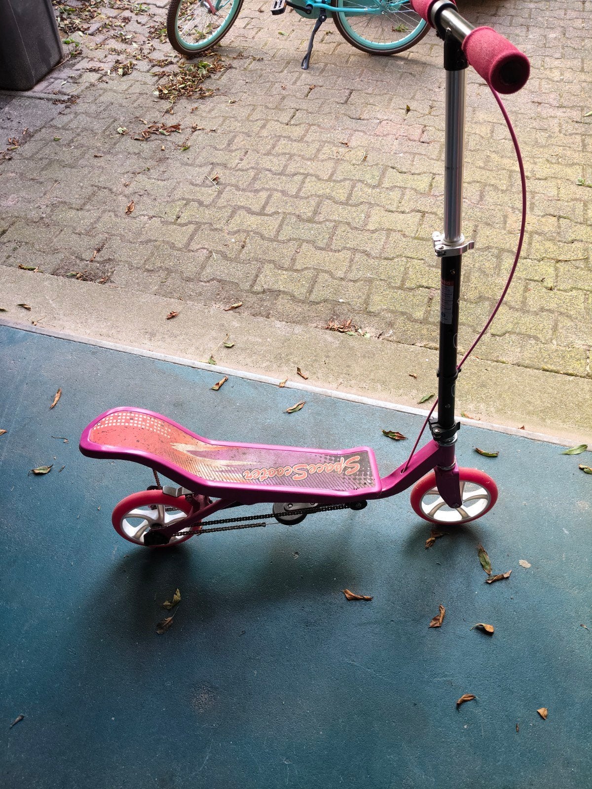 Space Scooter in zeer goede staat - verstelbaar stuur, Fietsen en Brommers, Ophalen, Gebruikt, Gewone step, Space Scooter