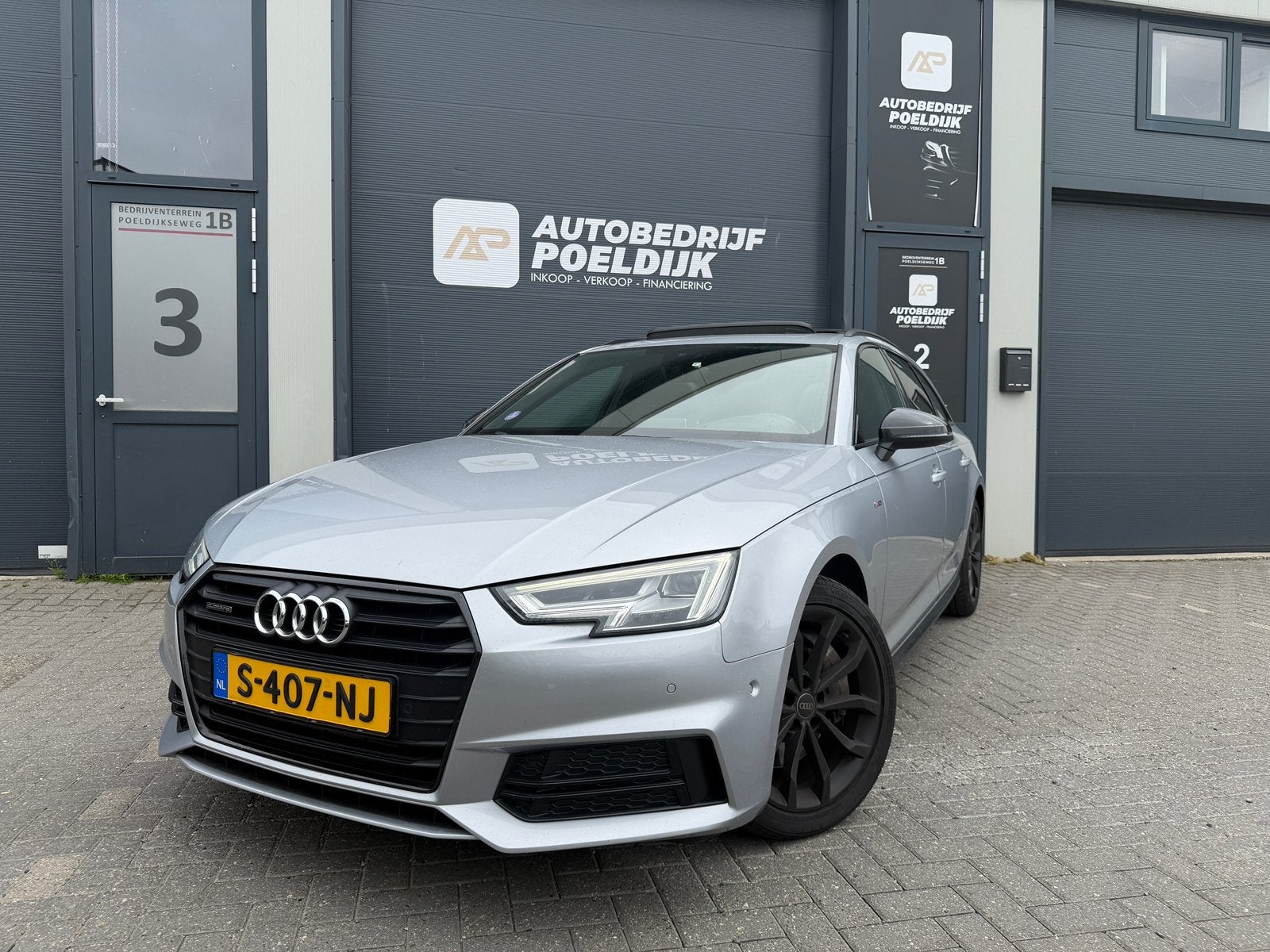 Audi A4 2.0 Tfsi Quattro Mhev 252pk S Tronic 2017 S-Line Vol, Auto's, Audi, 15 km/l, Zwart, 4 cilinders, 1984 cc