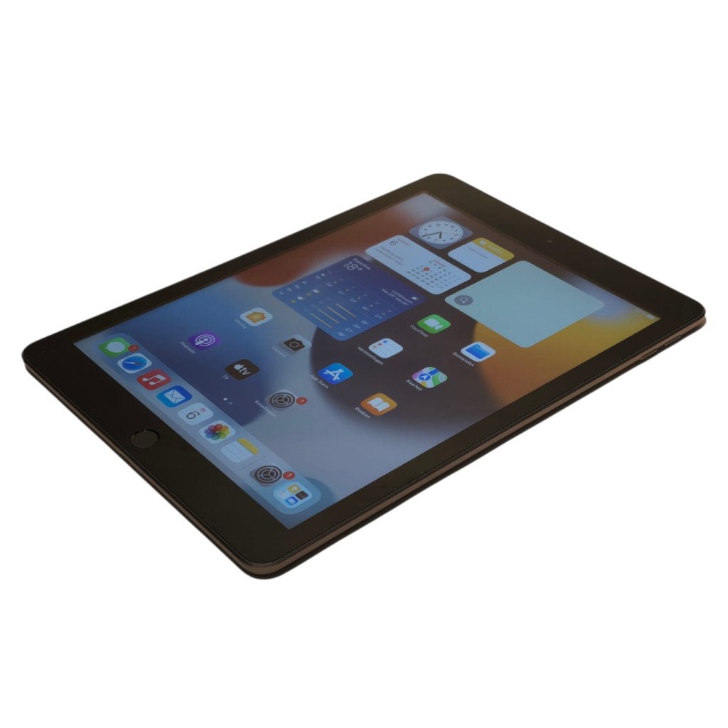 iPad 6e Gen. 2018 32GB WiFi Space Gray | Nette Staat, Computers en Software, Apple iPads, Apple, Gebruikt, Support@apple.com, One Apple Park Way
Cupertino, CA 95014
United States