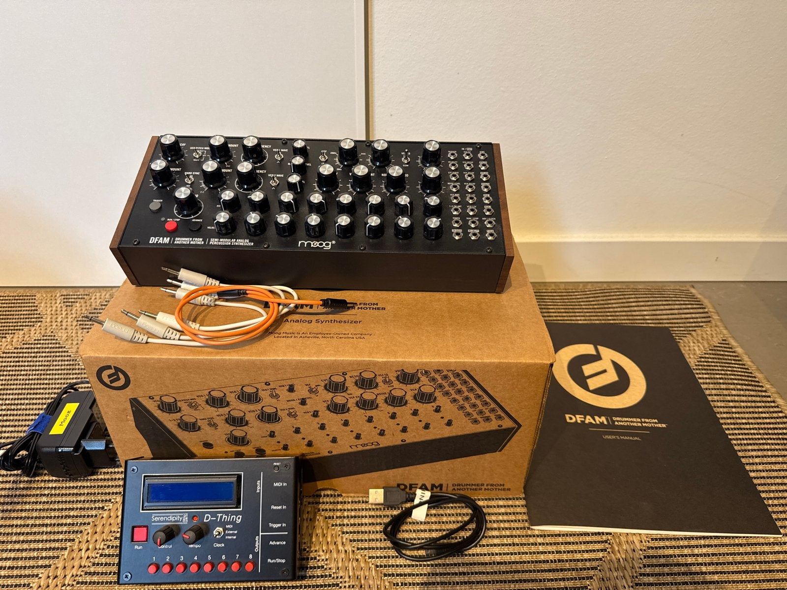 Moog DFAM + Serendipity D-Thing - Analoge Percussie Synthesi, Overige merken, Zo goed als nieuw, Met midi-aansluiting, Overige aantallen