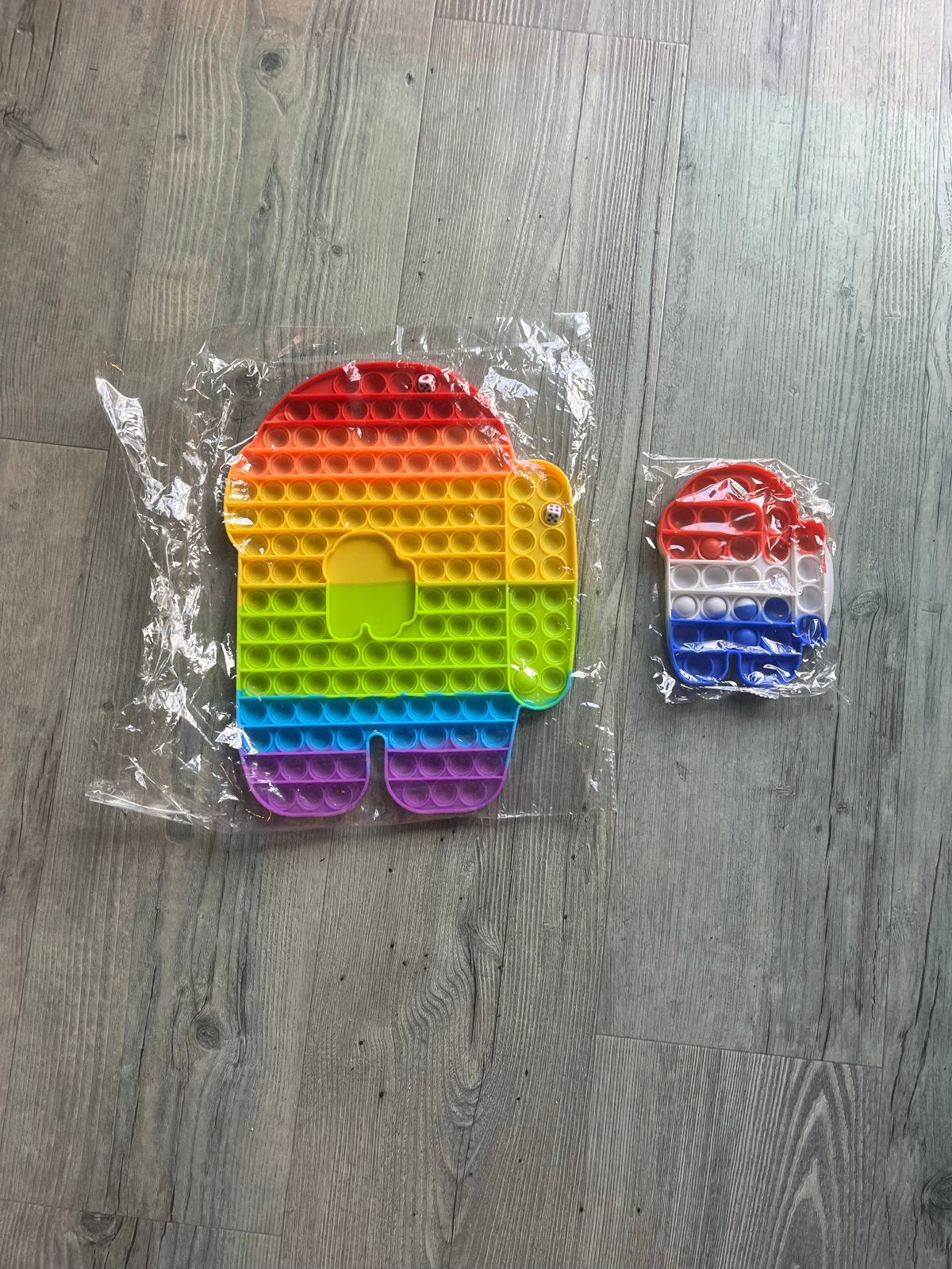 Among Us Pop It Fidget Speelgoed - Regenboog & NL Vlag, Ophalen of Verzenden, Nieuw, Jongen of Meisje