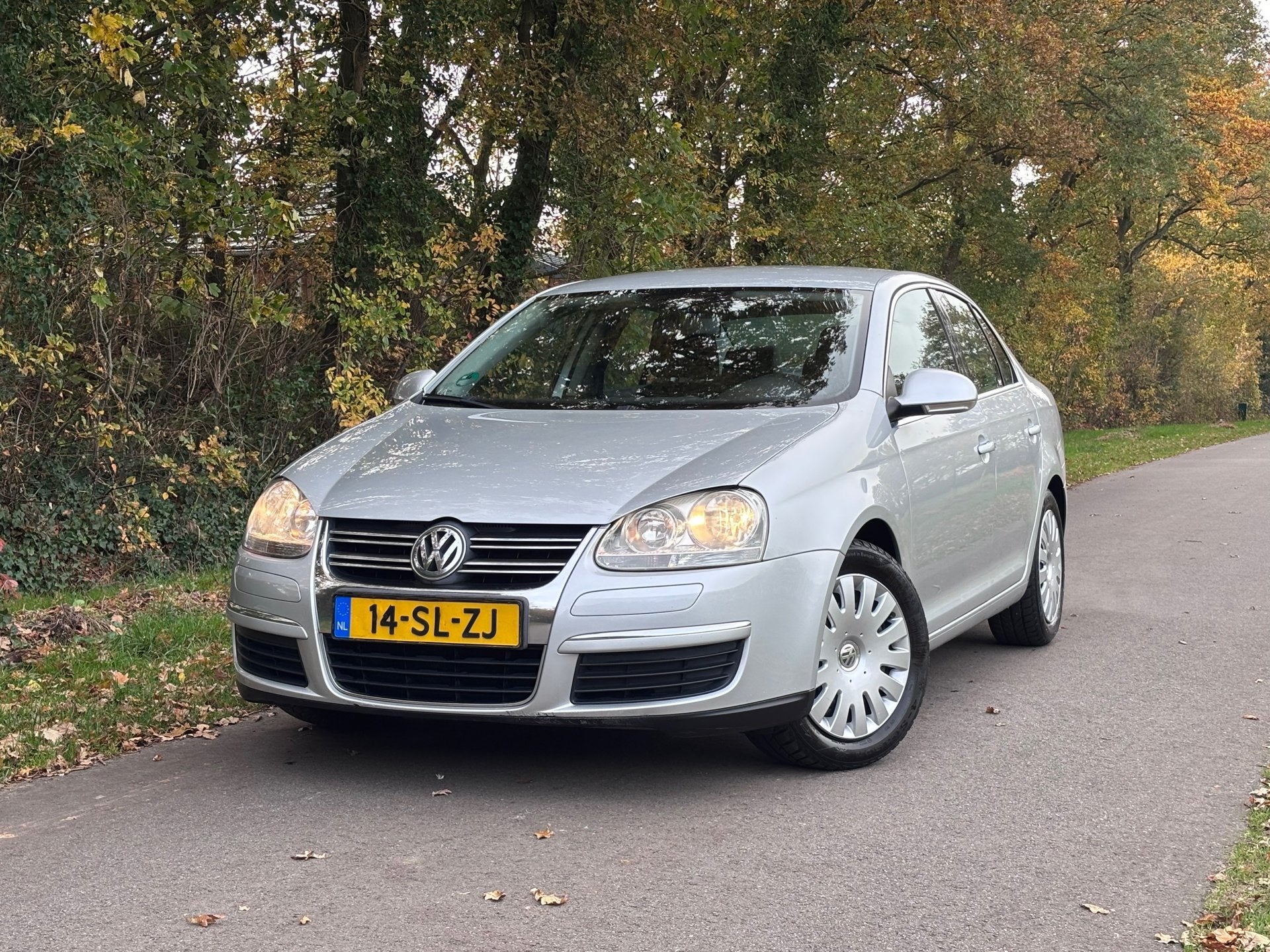 Volkswagen Jetta 2.0 FSI Comfortline Airco G.O.H | Cruise +, Auto's, Gebruikt, 4 cilinders, Origineel Nederlands, Bedrijf