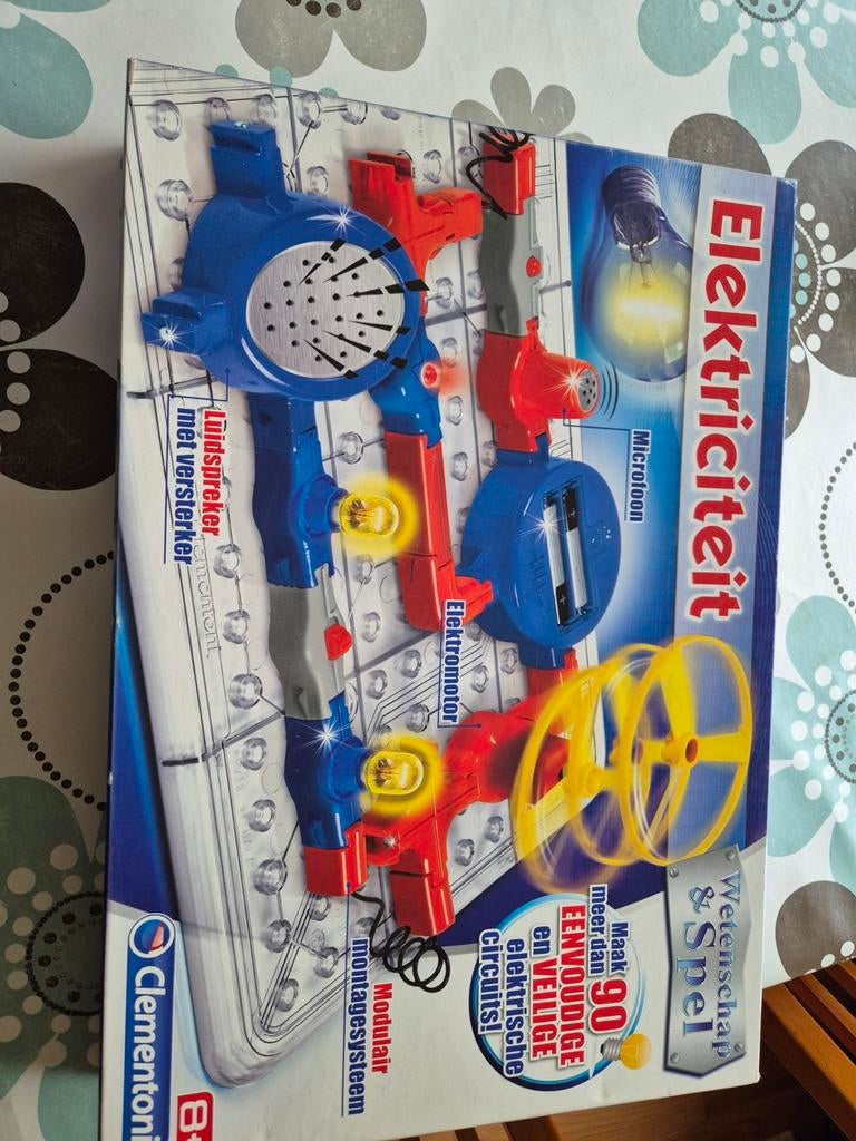 Clementoni Wetenschap & Spel doos, als NIEUW!!!!, Ophalen of Verzenden, Zo goed als nieuw, Elektronica, Met licht